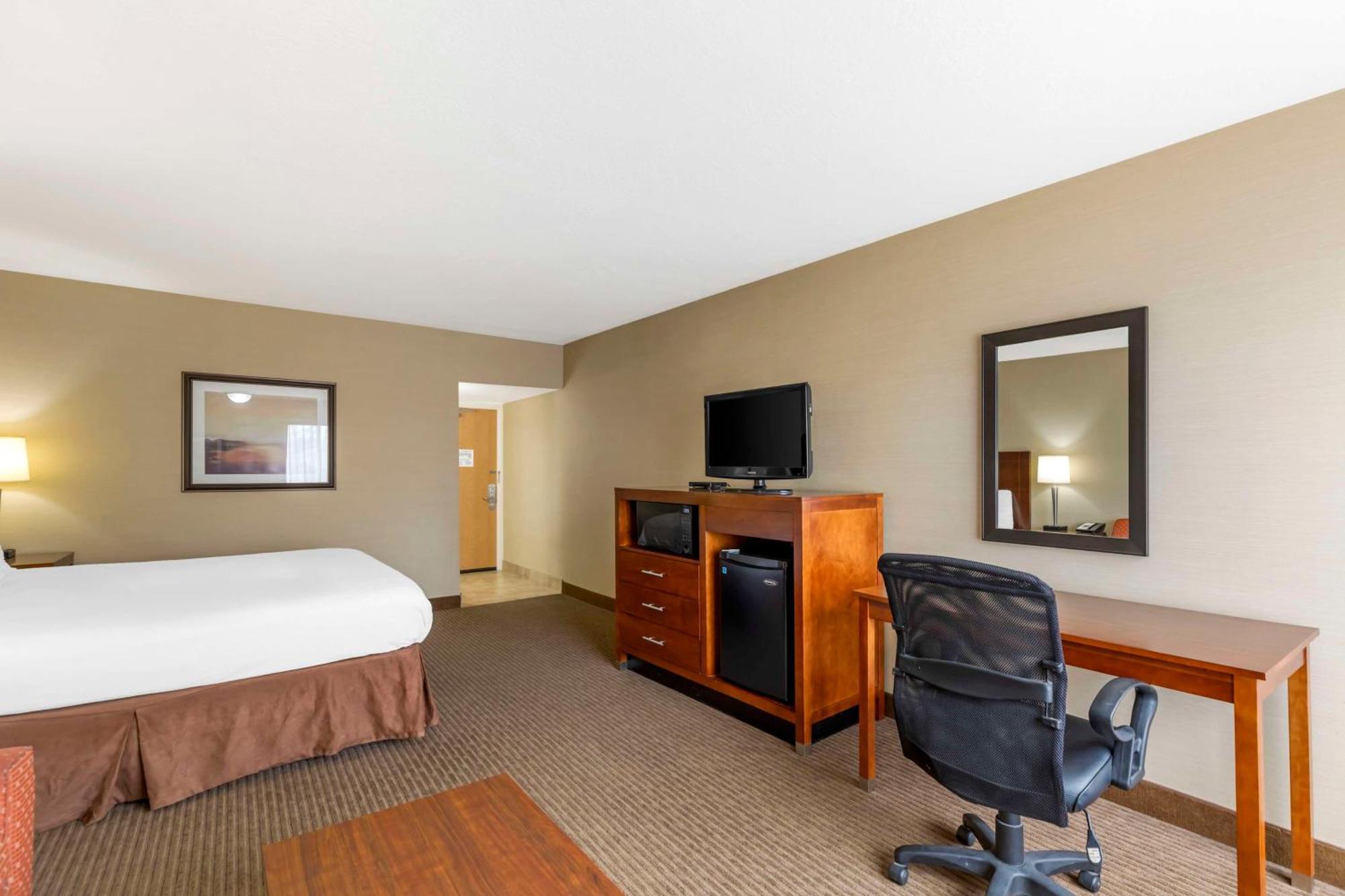 Best Western Cotton Tree Inn Роулинс Экстерьер фото